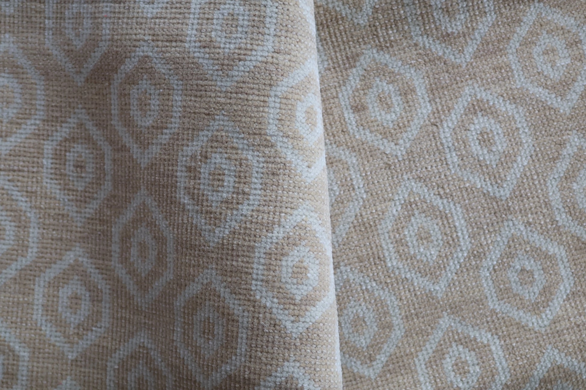 Champagne Supernove - Taupe/Cream New Production Pre-Order