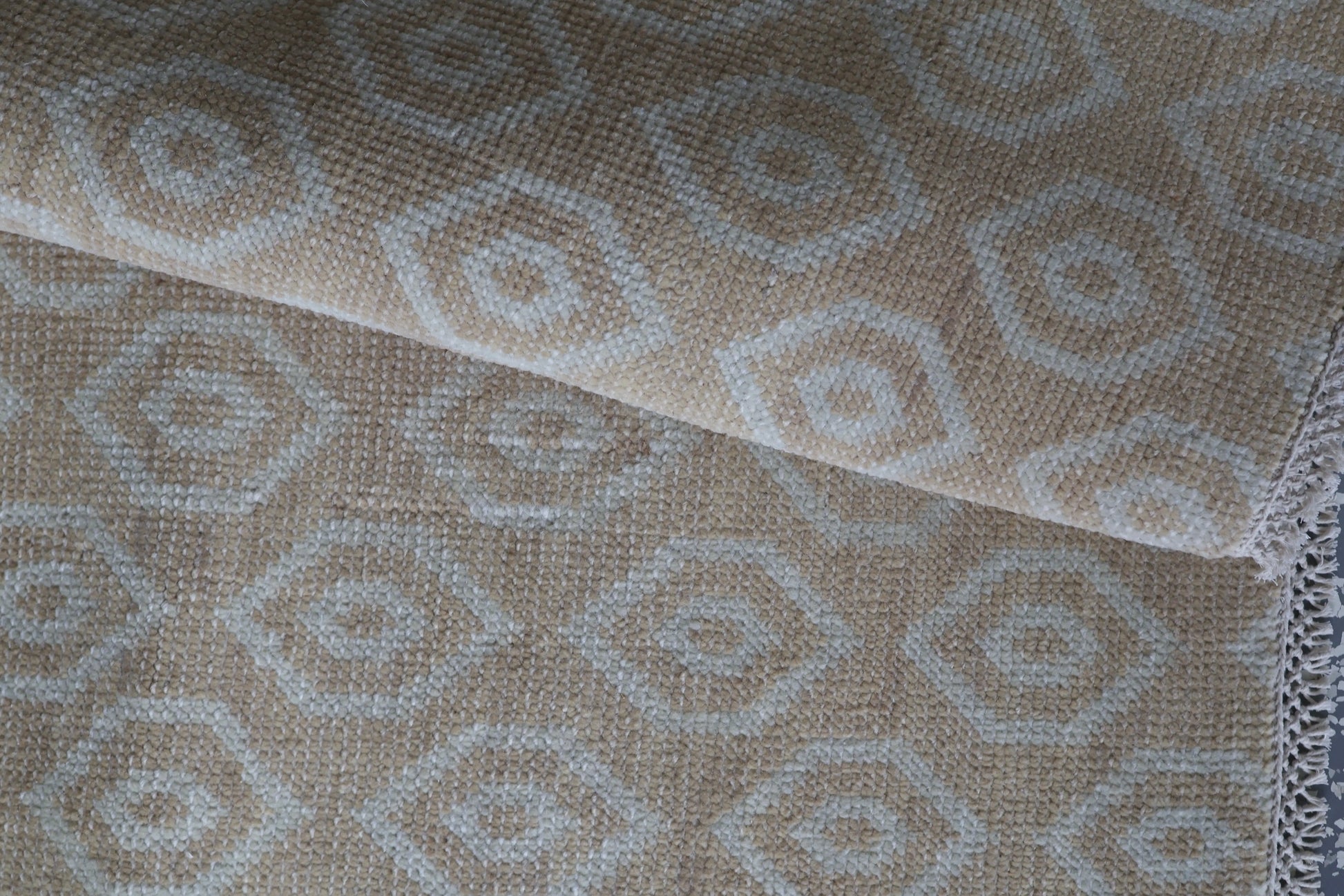 Champagne Supernove - Taupe/Cream New Production Pre-Order