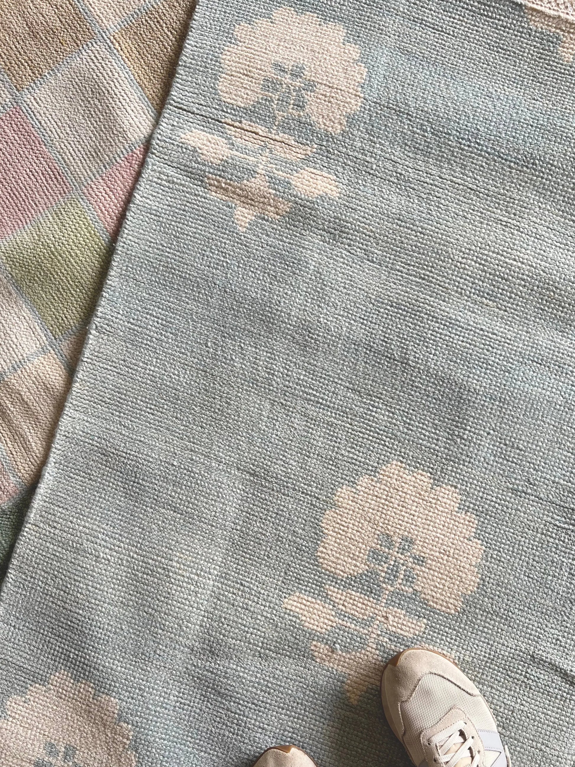 Flower Child Blue - Milagro Collective