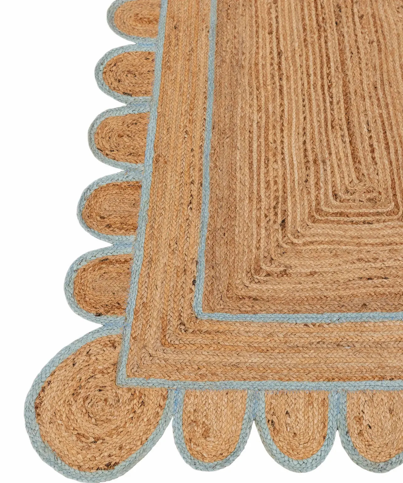 Scallop Jute with Baby Blue Border - Milagro Collective