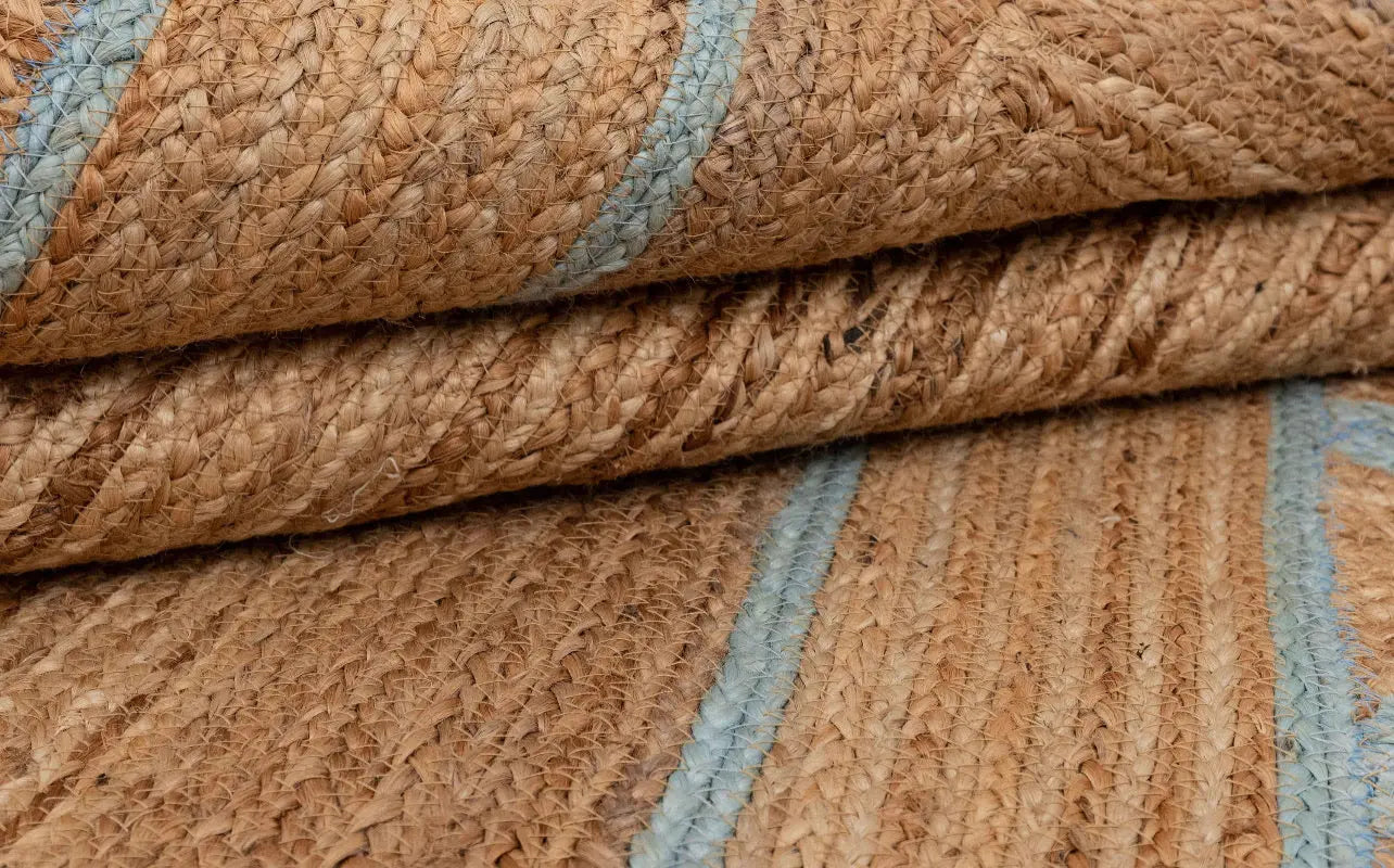 Scallop Jute with Baby Blue Border - Milagro Collective