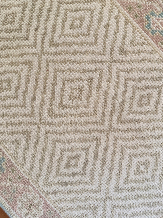 Gigi 2 x 3 (in stock)