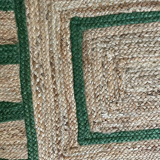 Scallop Jute with Green Border - Milagro Collective