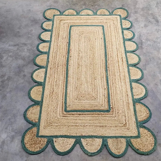 Scallop Jute with Hunter Border - Milagro Collective