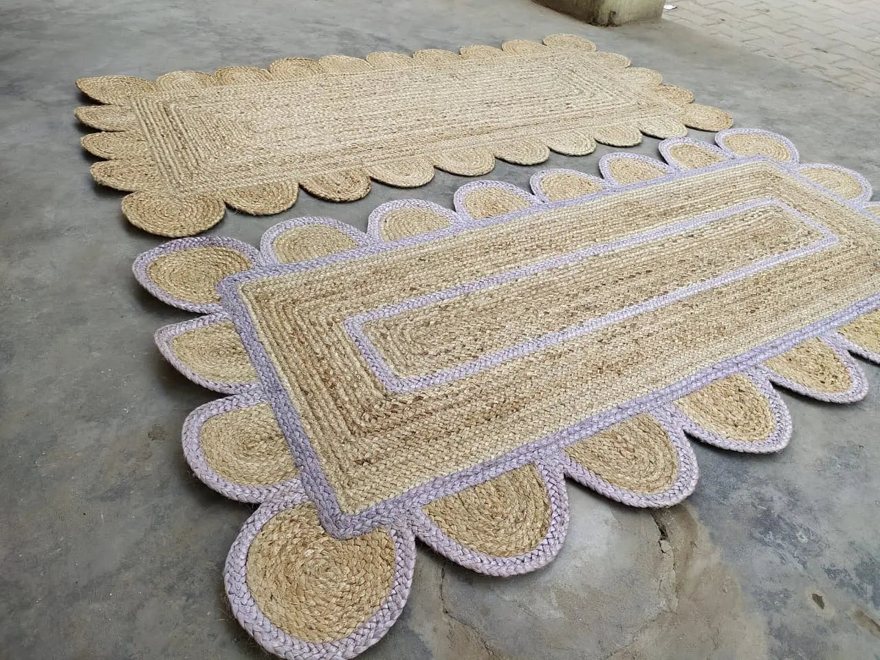 Scallop Jute with Lavender Border - Milagro Collective
