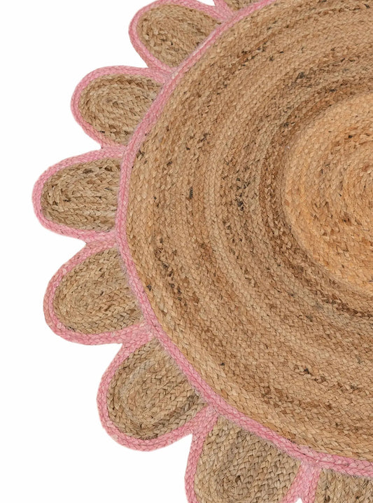 Scallop Jute with Light Pink Border - Milagro Collective