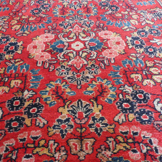 Fairfax vintage persian sarouk rug, detail view 4