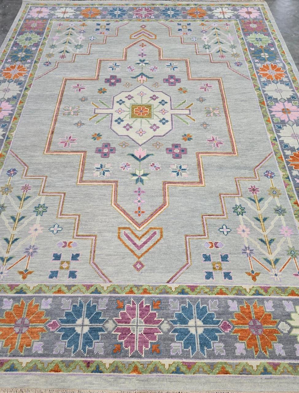 Milagro Flash Sale No. 063 — Gray stepped medallion with a colorful star border