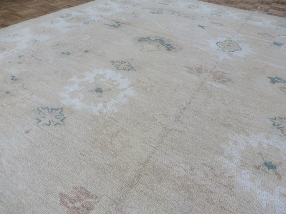 Whitmore hand-knotted Peshawar rug — view 7